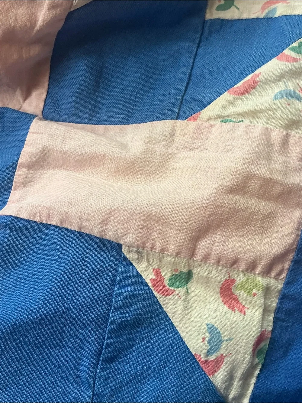 Vintage pinwheel cotton reversible quilt 60 x 70 USA made fair condition